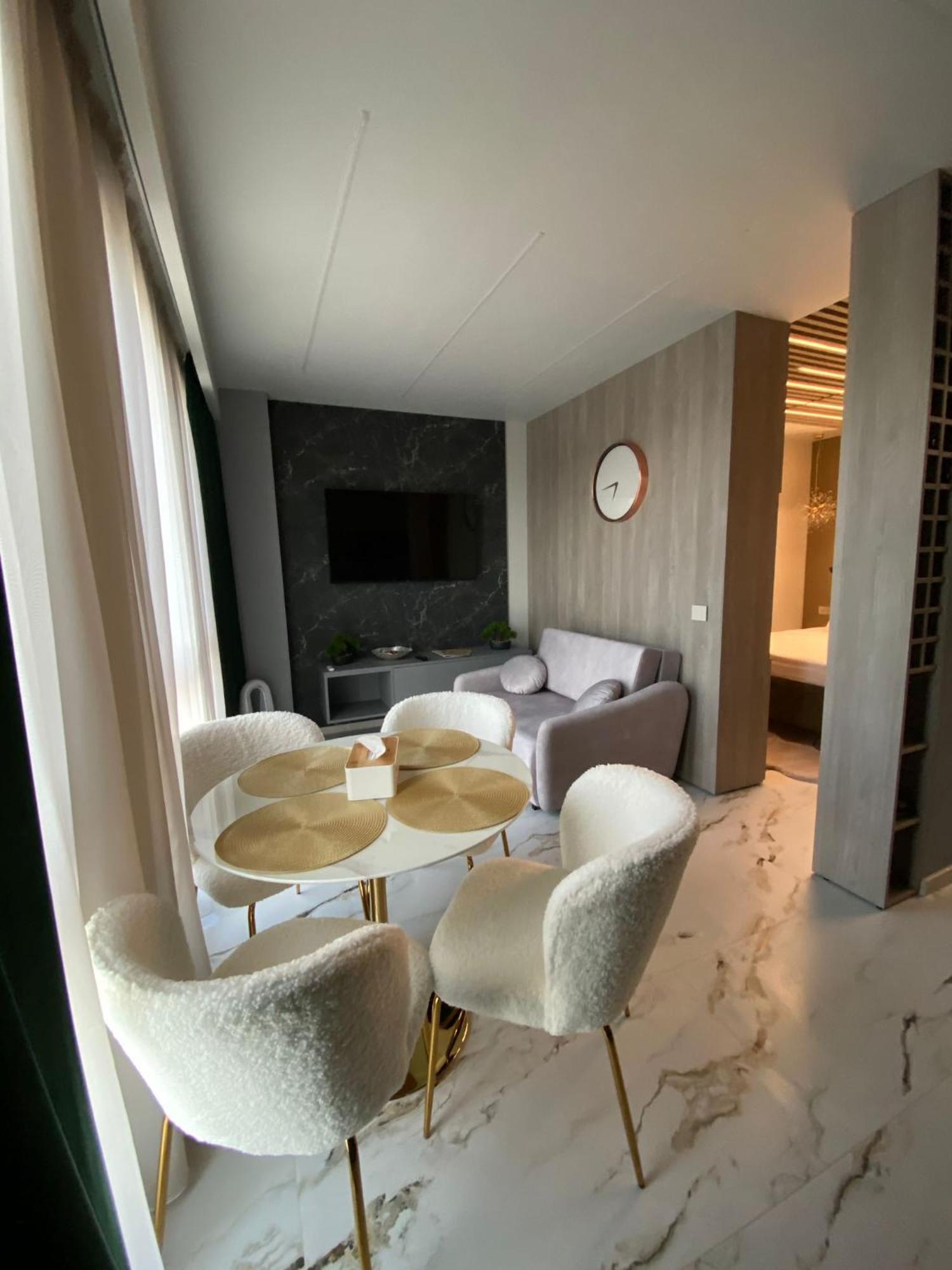 Rst Apartments Cluj Napoca Esterno foto
